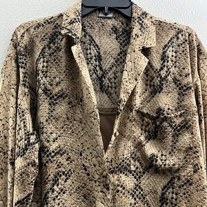 Worthington black and tan multicolored blouse